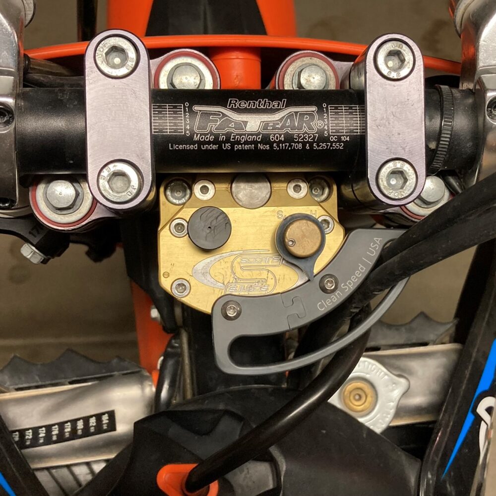 CLEAN SPEED CABLE GUIDE FOR SCOTTS STEERING STABILIZER DAMPER_INSTALLED 1